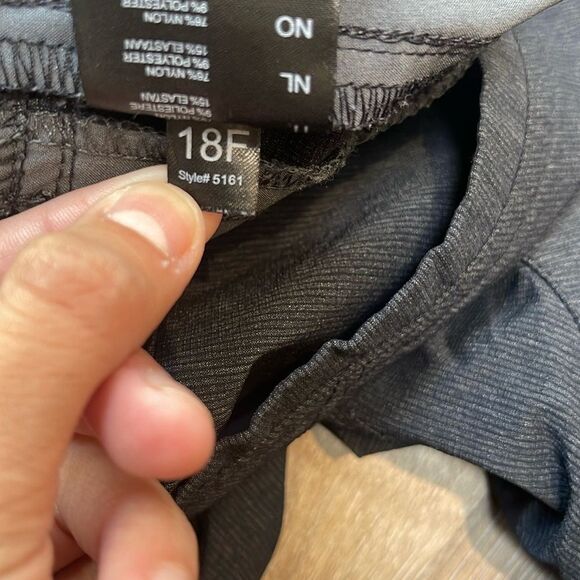 Kuhl Gray/Black Hiking Pants Sz 30X32 - Picture 10 of 13